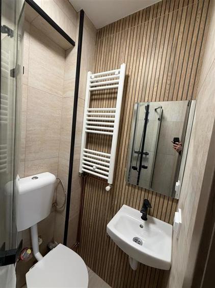 Apartament cu 2 camere decomandat în Aeroport