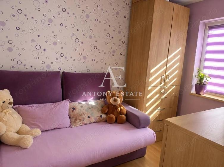 Apartament cu 3 camere semidecomandat în Central