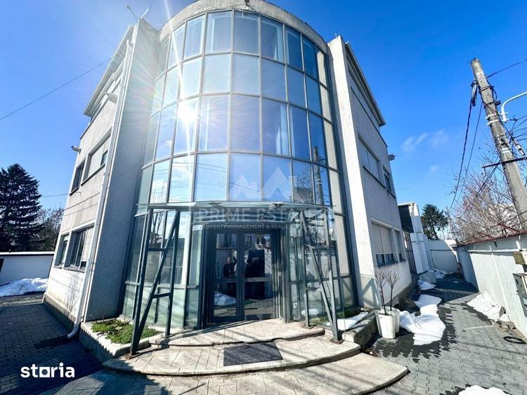 Spațiu comercial, de 380 mp, în Străulești