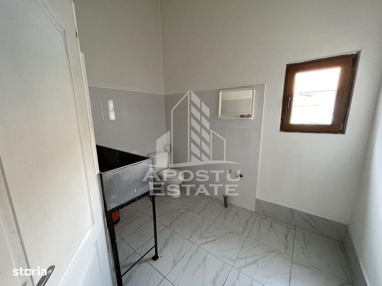 Spatiu comercial de inchiriat 49 mp , intrare din strada, Girocului. - 1
