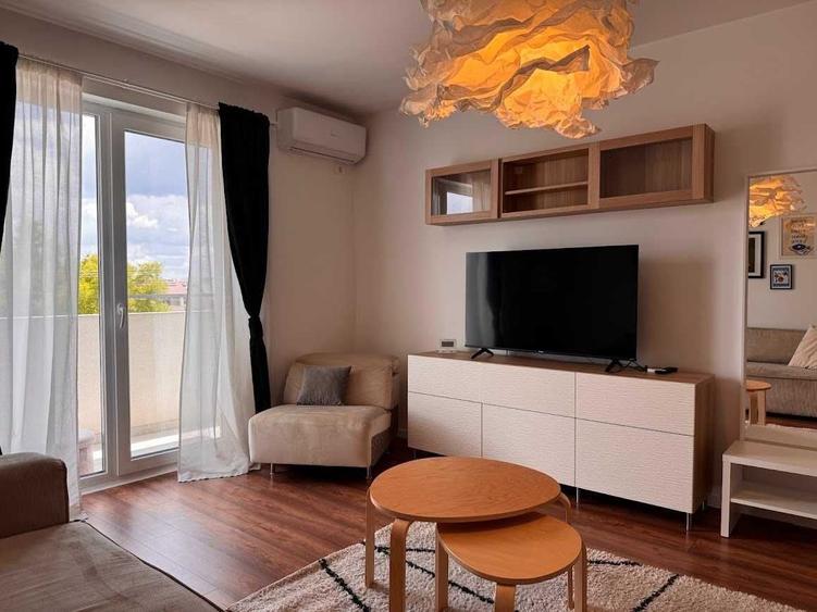 Apartament cu 2 camere semidecomandat în Rudicica
