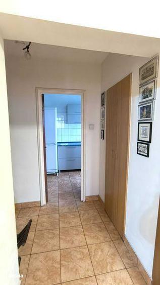 Apartament cu 3 camere decomandat în Tineretului