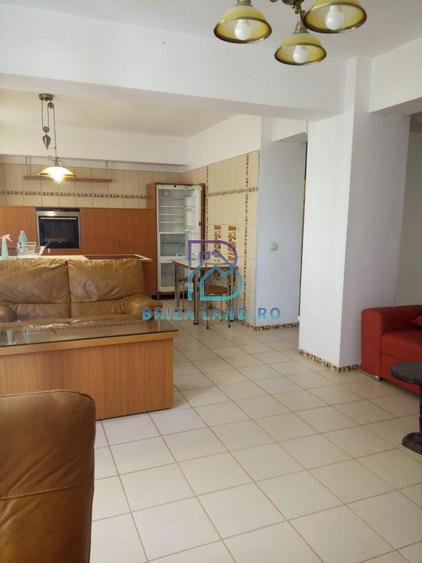 Apartament cu 2 camere semidecomandat în Străulești