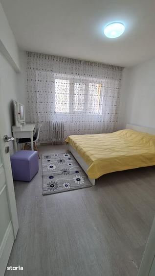 Apartament cu 3 camere, mobilat în Vatra Luminoasă