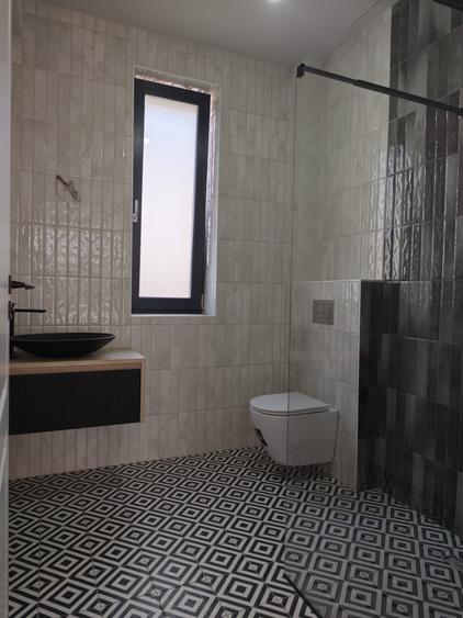 Casă individuală cu 5 camere cu Canalizare în Mogoșoaia
