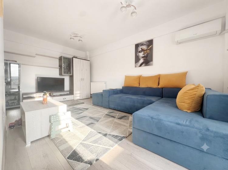Apartament cu 3 camere decomandat în Bucium
