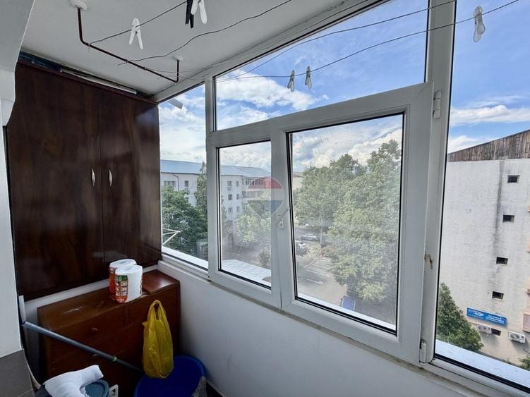 Apartament cu 3 camere decomandat în Ultracentral