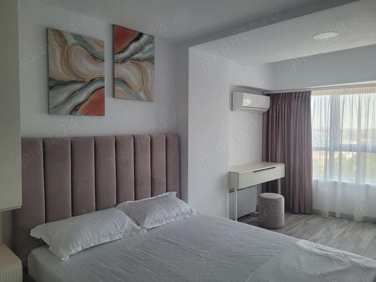 Apartament cu 3 camere decomandat în Olimp