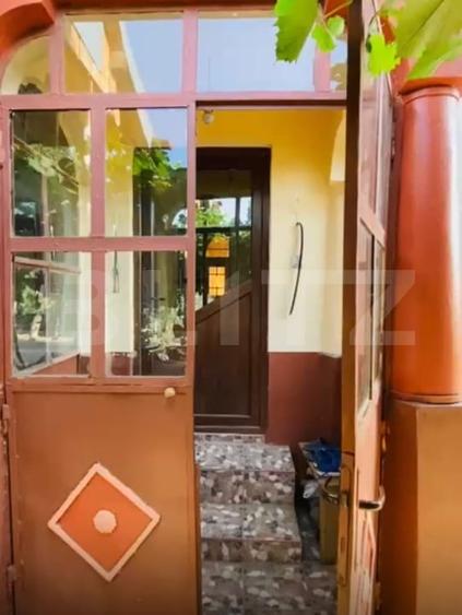 Casă individuală cu 4 camere cu Garaj în Exterior Est