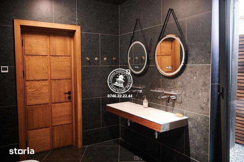 Casă cu 4 camere cu Teren 370 Mp în Tătărași