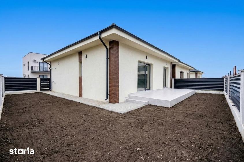 Casă cu 3 camere cu Teren 300 Mp în Central