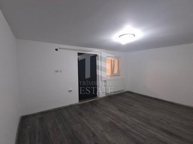Casă individuală cu 2 camere cu Canalizare în Andronache