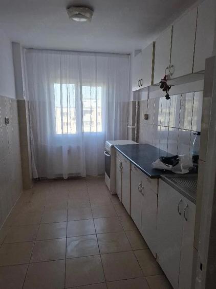 Apartament cu 2 camere decomandat în Sud