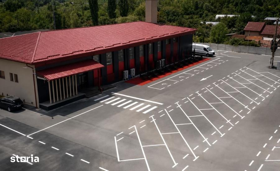 Spațiu comercial, de 1,000 mp, în Central