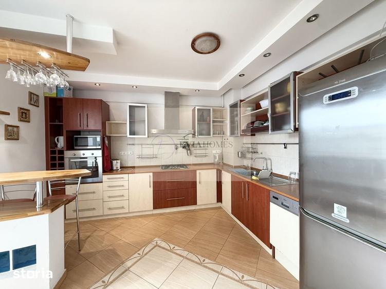 Apartament cu 4 camere în Zorilor