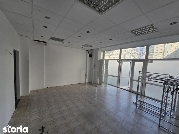 Spațiu comercial, de 140 mp, în Bicaz