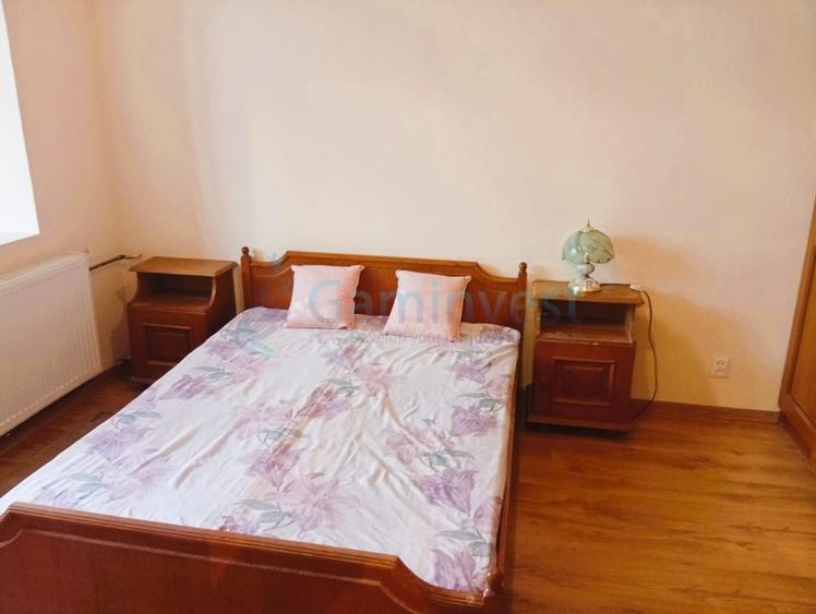 Apartament cu 2 camere decomandat, mobilat în Dacia
