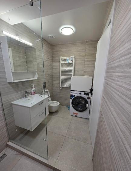 Apartament cu 2 camere decomandat, mobilat în Energia