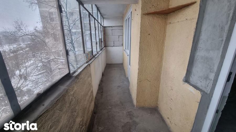 Apartament cu 3 camere decomandat în Decebal