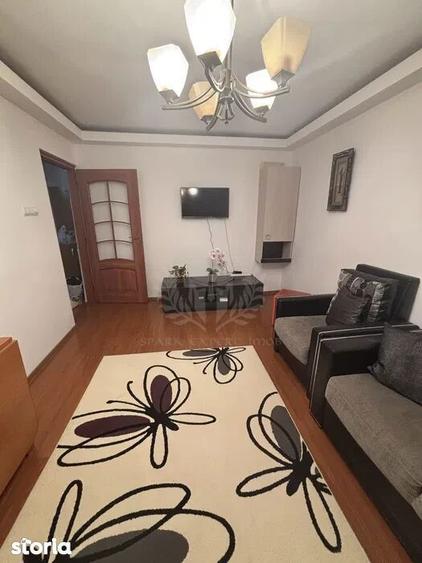 Apartament cu 3 camere decomandat, mobilat în Mărășești
