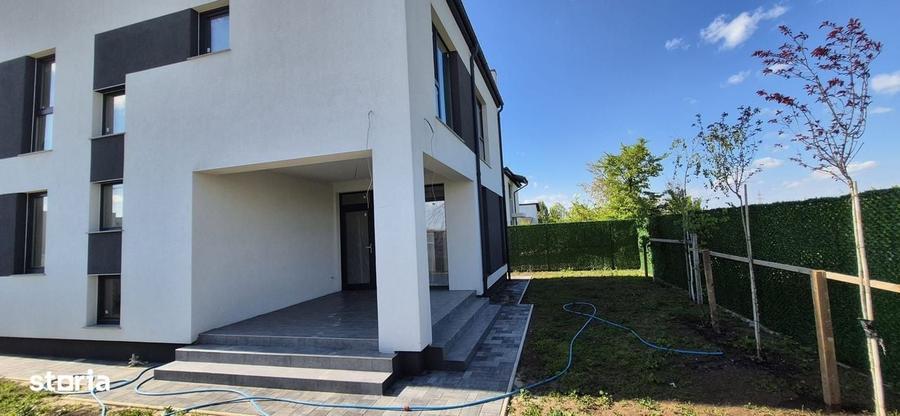 Casă cu 4 camere în Dumbrăveni