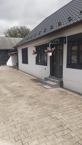 Casă cu 3 camere cu Teren 2200 Mp în Cuzdrioara