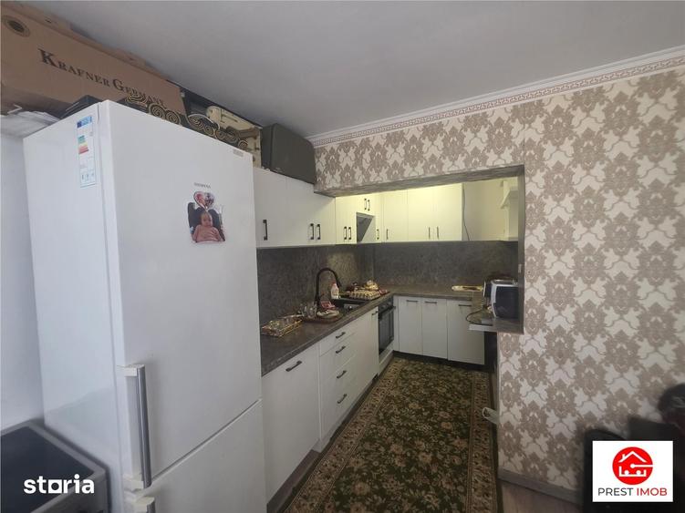 Casă cu 4 camere cu Teren 400 Mp în Pănet
