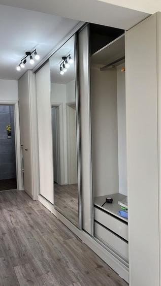 Apartament cu 3 camere decomandat în Sânpetru