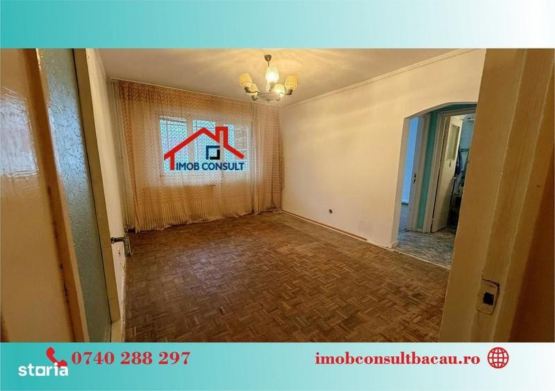 Apartament cu 3 camere semidecomandat în Banca Națională