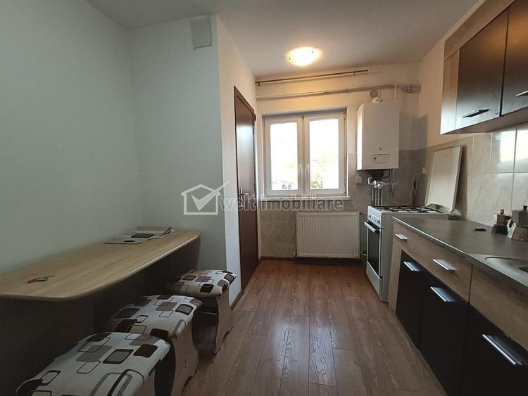 Apartament cu 4 camere decomandat în Zorilor