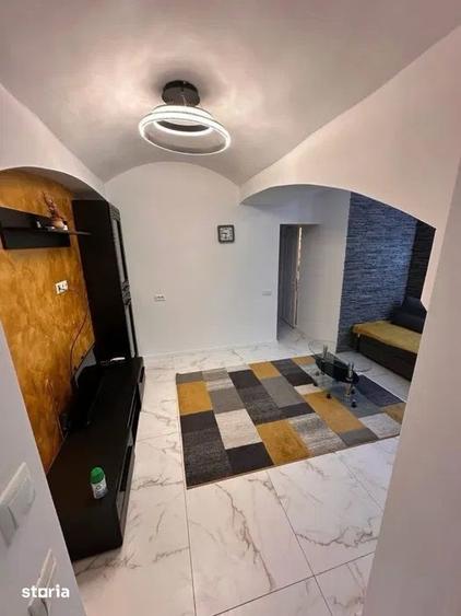 Apartament cu 2 camere decomandat în Ultracentral