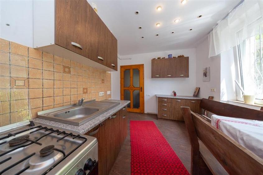 Apartament cu 3 camere circular, mobilat în Drumul Poienii