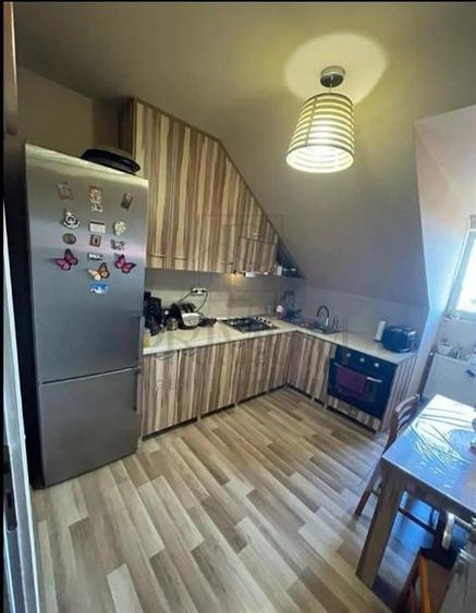 Apartament cu 3 camere decomandat, mobilat în Ghiroda