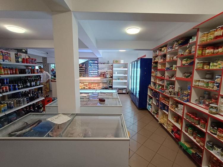Casă cu 3 camere în Zănești