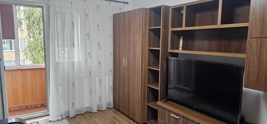 Apartament cu 2 camere decomandat în Astra