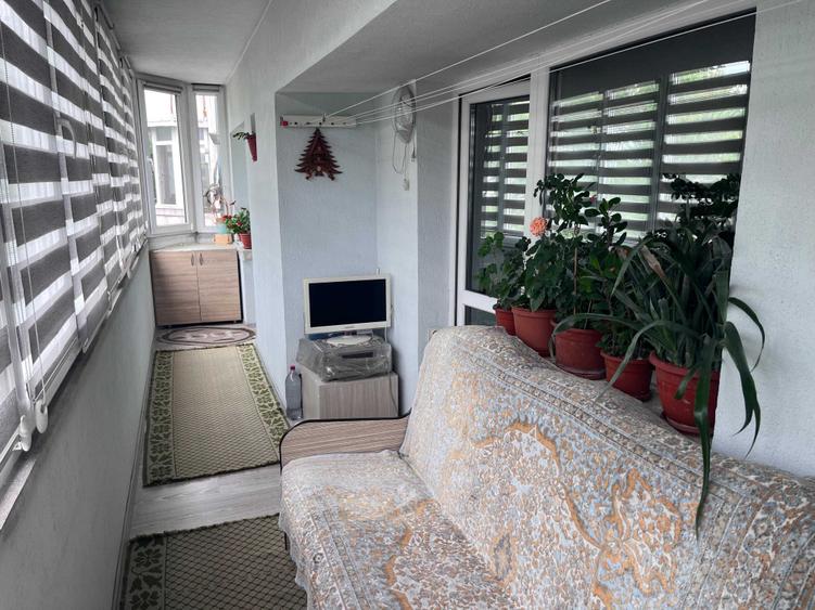 Apartament cu 2 camere decomandat în Sud
