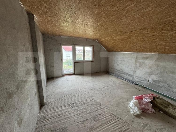Casă individuală cu 9 camere cu Teren 1005 Mp în Ampoi 3