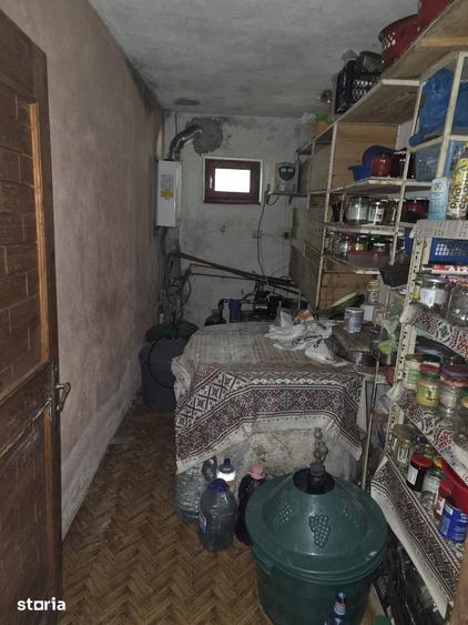 Casă cu 3 camere cu Teren 2469 Mp în Nucșoara