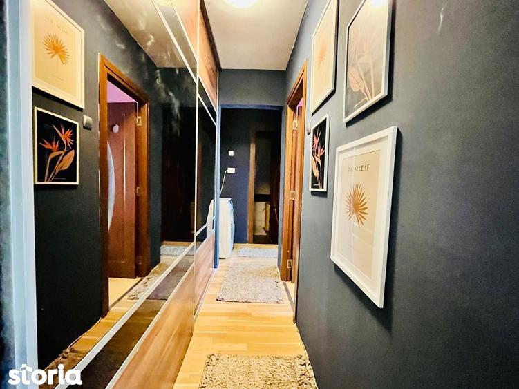Apartament cu 3 camere, mobilat în Central