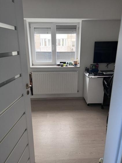 Apartament cu 2 camere semidecomandat, mobilat în Stadion