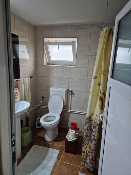 Casă cu 2 camere cu Teren 509 Mp în Hurezani