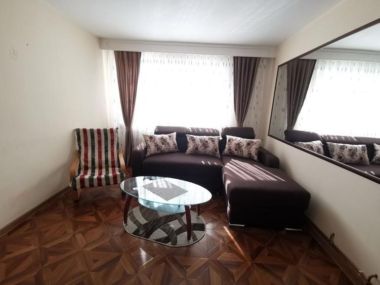 Apartament cu 2 camere decomandat în Cetate