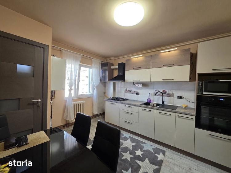 Apartament 2 camere de inchiriat Deva, Bulevardul Decebal - 8