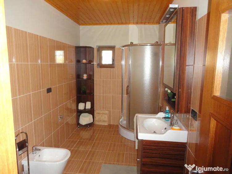 Casă cu 3 camere cu Teren 600 Mp în Brănești