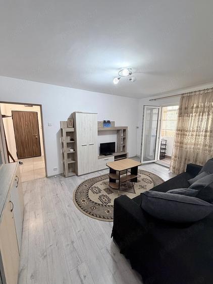 Apartament cu 2 camere semidecomandat în Vasile Aaron