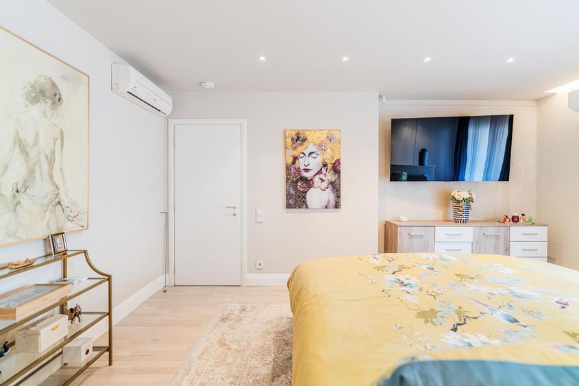 Duplex cu 5 camere cu Canalizare în Iancu Nicolae