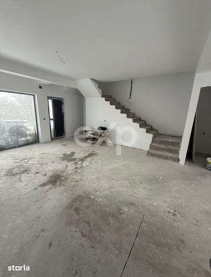 Casă cu 3 camere cu Teren 200 Mp în Moșoaia