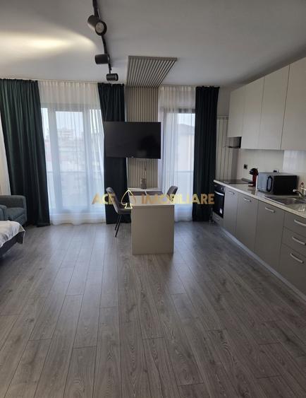 Apartament cu 2 camere semidecomandat, mobilat în Grozăvești
