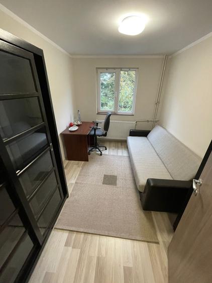 Apartament cu 3 camere nedecomandat în Circumvalațiunii