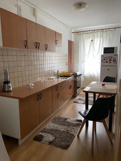Inchiriere apartament 2 camere Rasnov